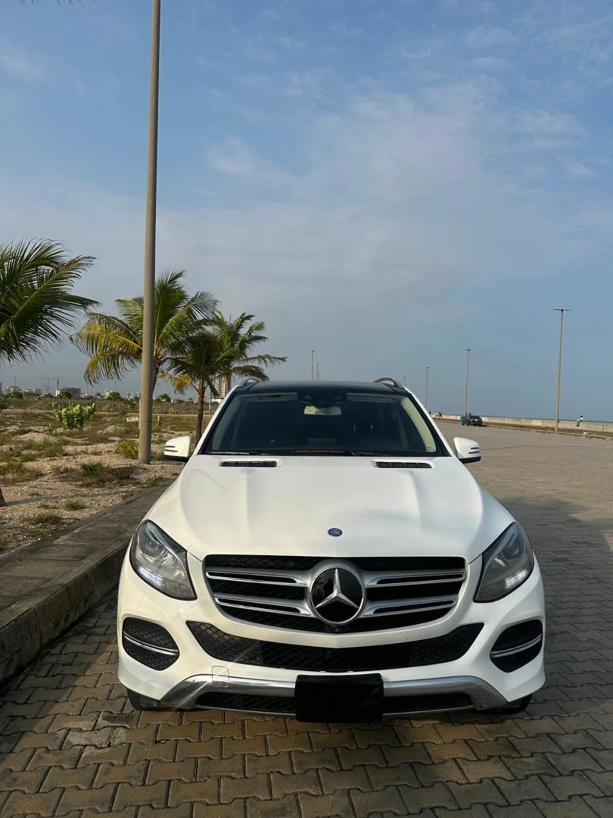 Mercedes-Benz GLE350 SUV